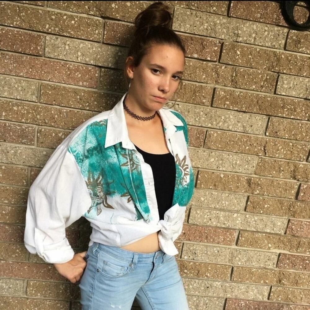 Tap N Co Vintage Celestial Blouse Sun Stars 90s Summer
